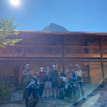 Cao Nguyen Da Homestay Meo Vac מראה חיצוני תמונה
