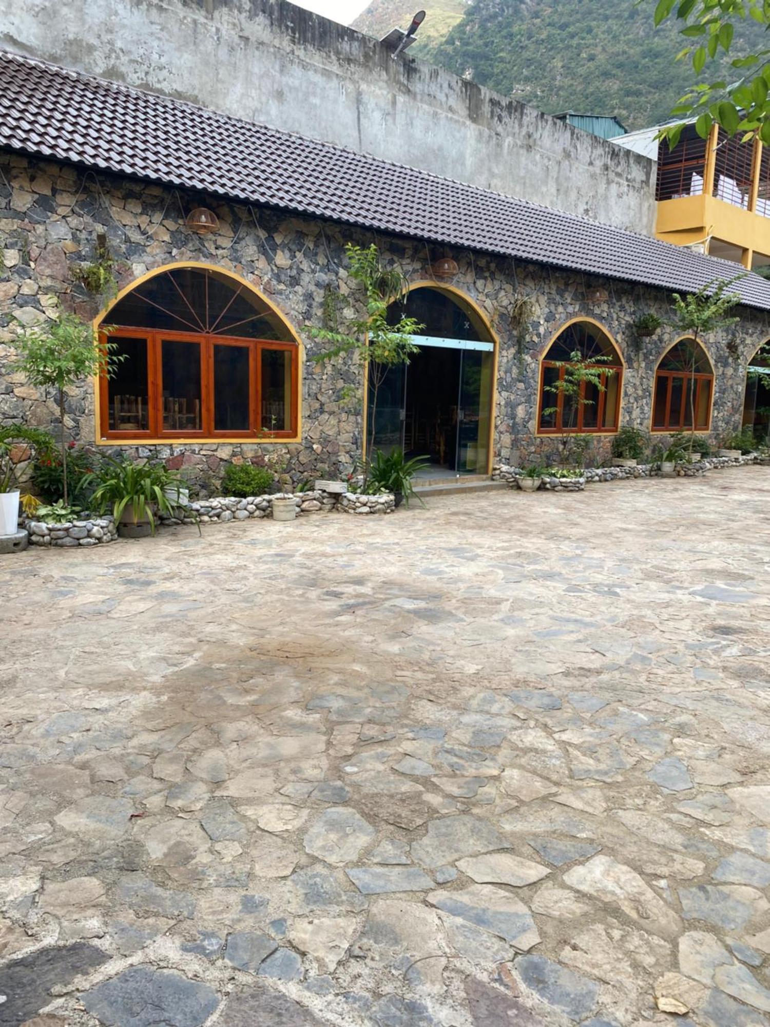 Cao Nguyen Da Homestay Meo Vac מראה חיצוני תמונה